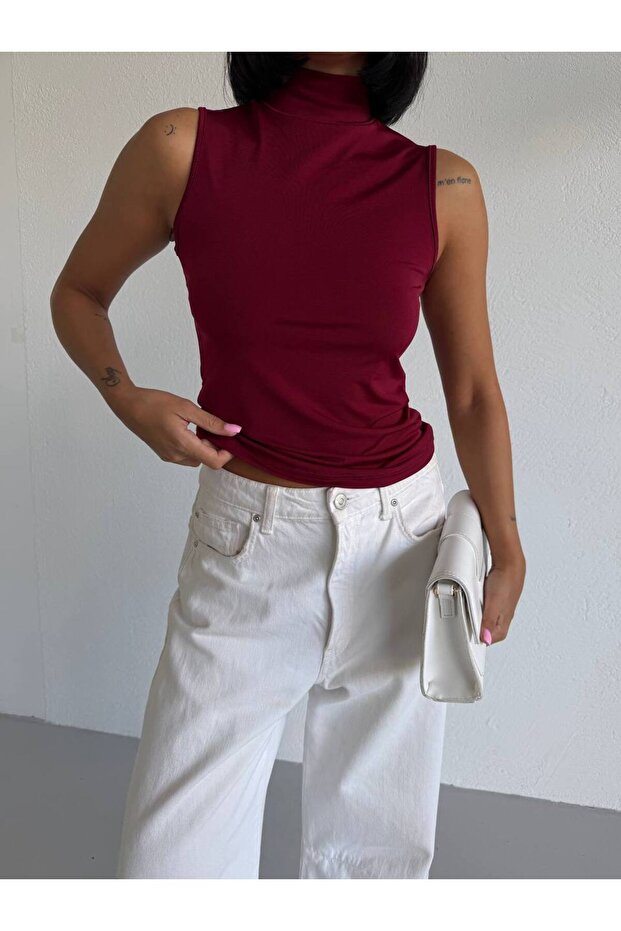 Women's Burgundy Stand Collar Zero Sleeve Sandy Fabric Blouse