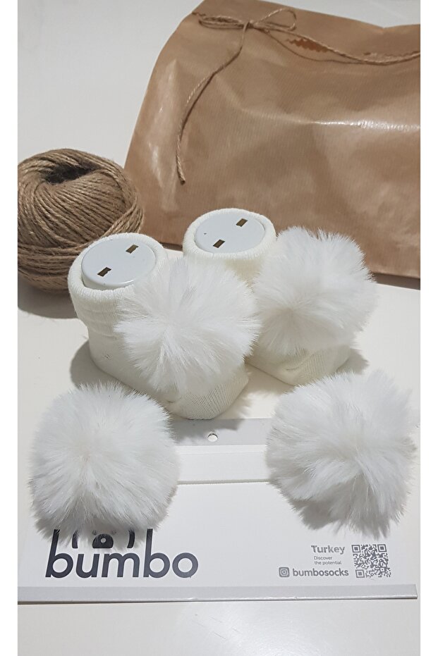 Pompom Hair Band and Socks 2-Piece Gift Set