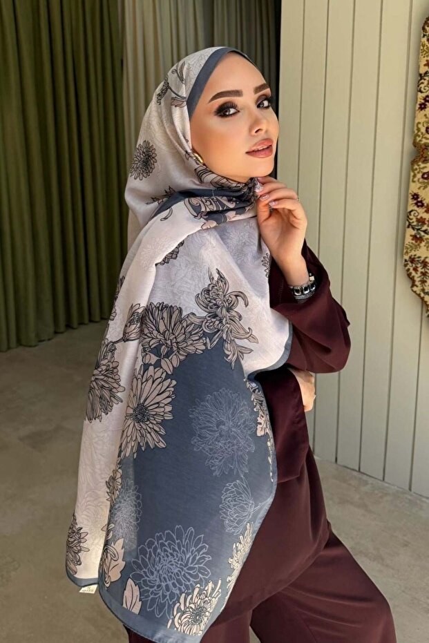 شال فلوريس الناعم باللون الأزرق