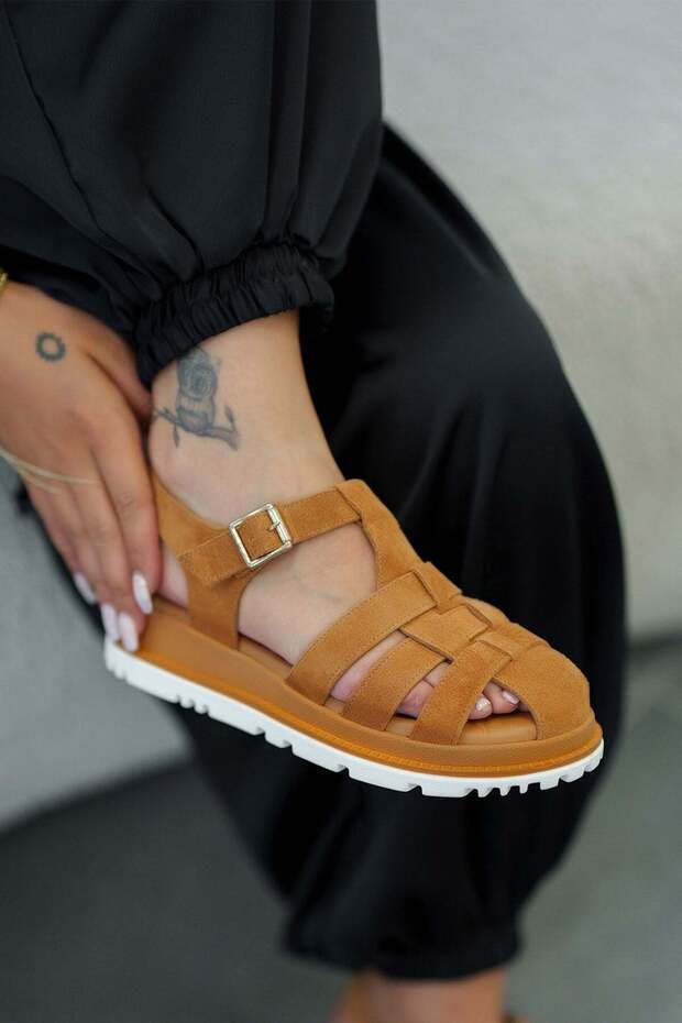 Chelsea women's genuine suede leather closed-toe sandals - tan