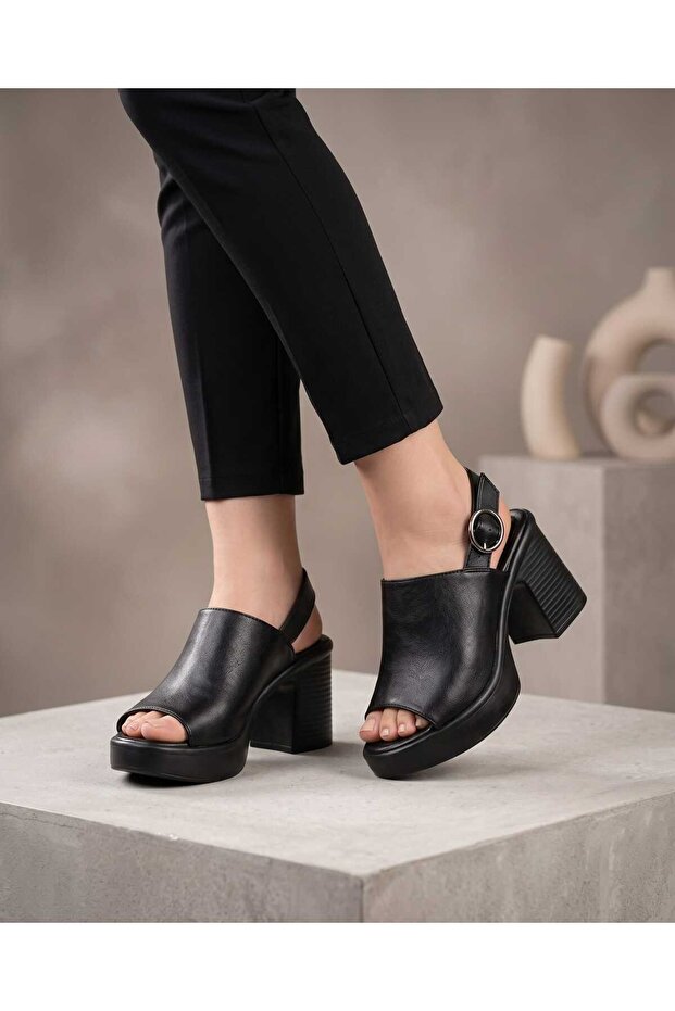 Mn-02 Simple Women's Sandals