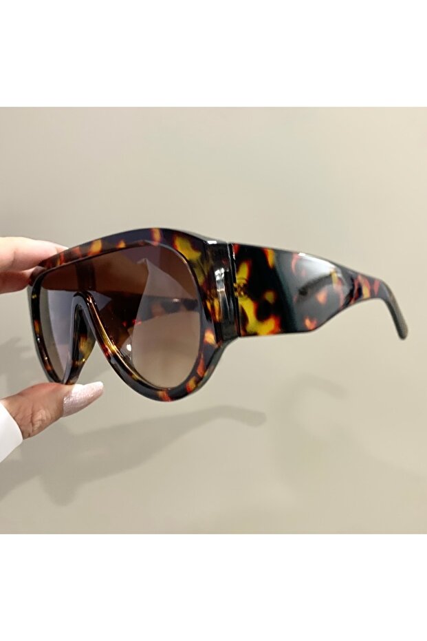 Leopard tea Retro Oversized Pilot Sunglasses Women Fashion Luxury Big Frame One Piece Gradient Green