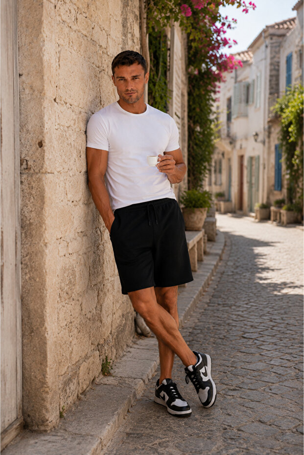 Men's Black Cotton Regular Fit Elastic Waist Drawstring Pocket Combed Cotton Fabric Shorts Rf0625