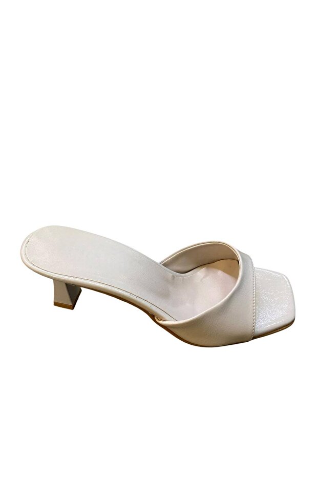 Women's Goblet Heeled Single Strap Slippers