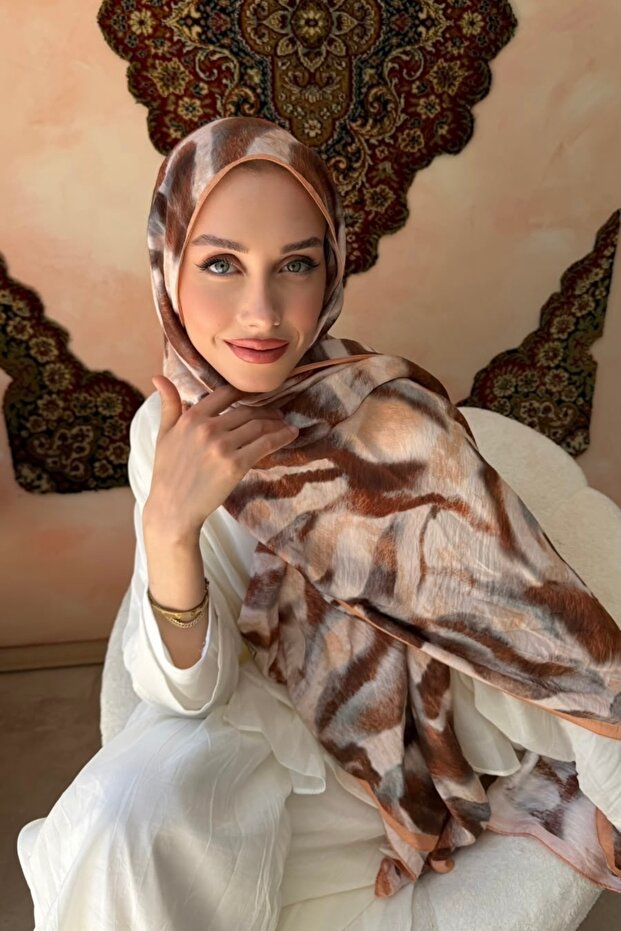 Powder Patterned Silk Shawl