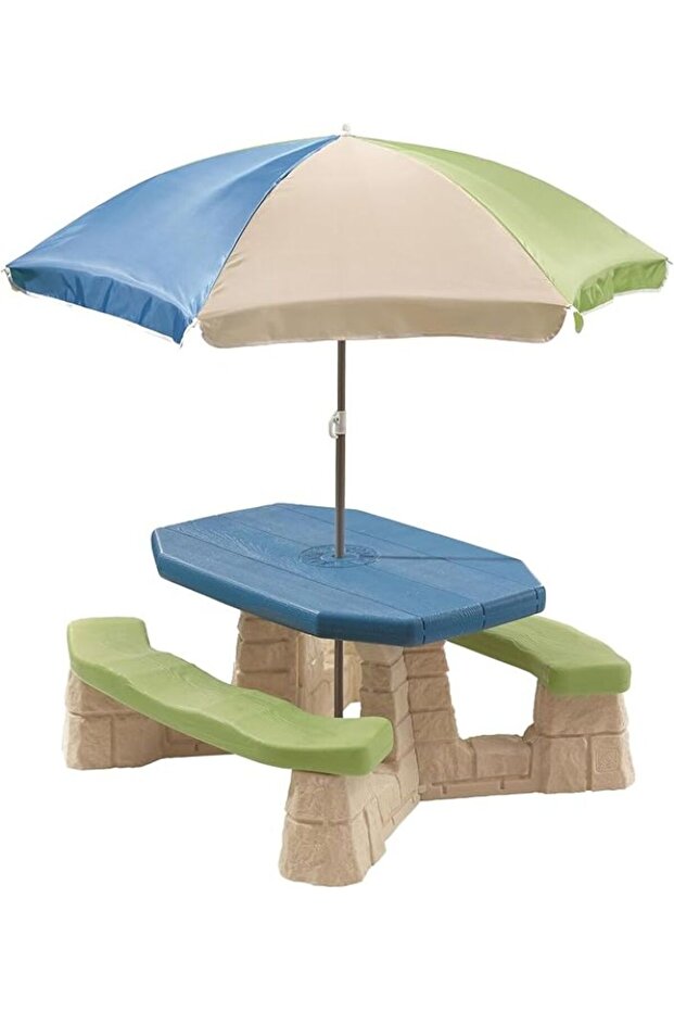 PICNIC TABLE W/UMBRELLA picnic table