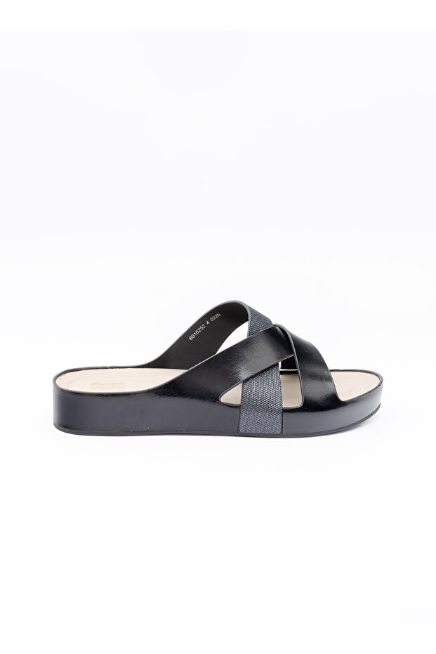 Cross‑Strap Slide Sandals