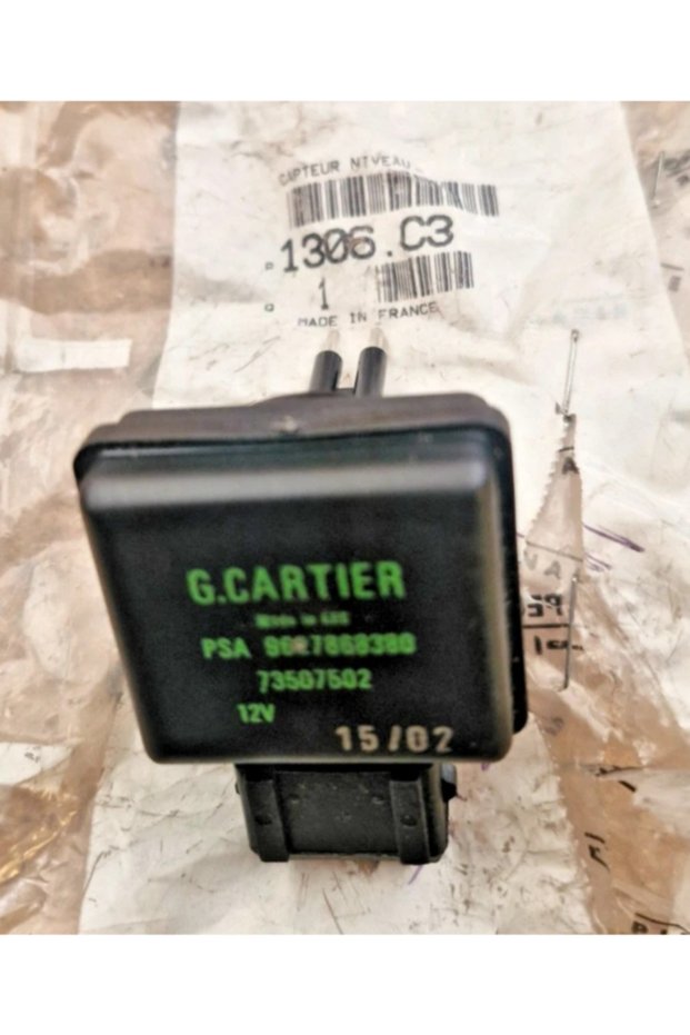 Sensor, coolant level