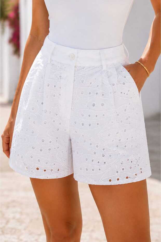 Women's White High Waist Lined No-Show Scallop Embroidered Pleated Loose Fit Shorts