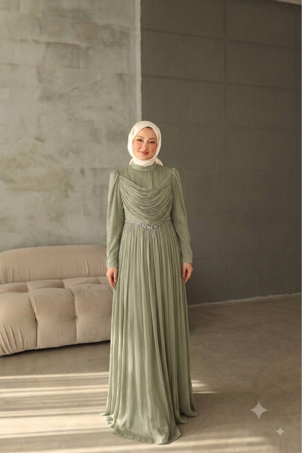 Women's Stone Detailed Yoryo Fabric Chest Draped Evening Dress Engagement Wedding Dress