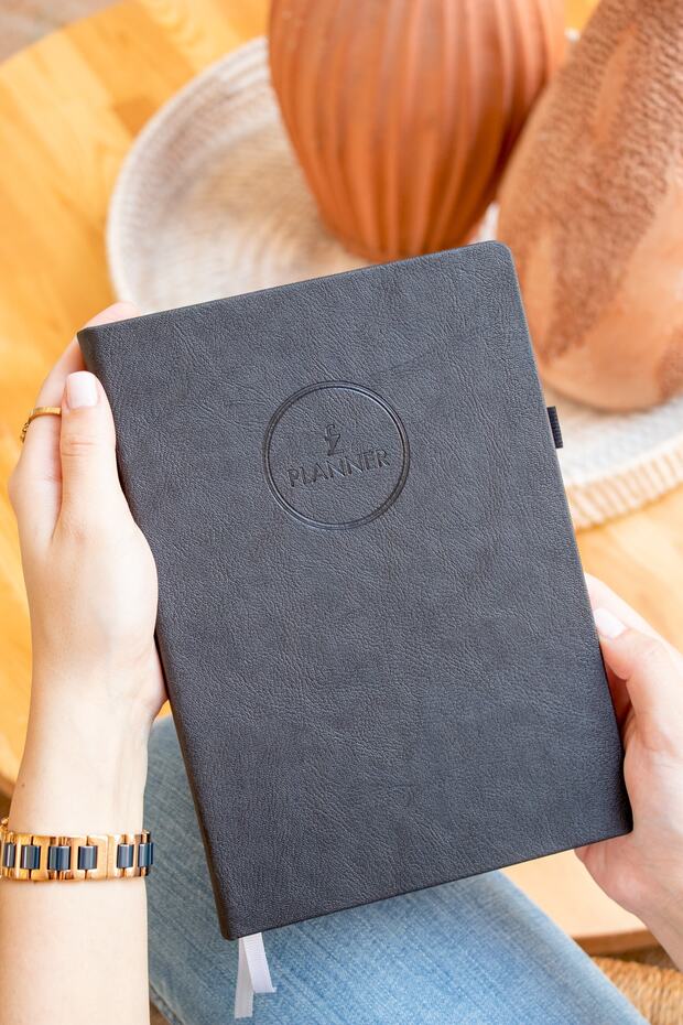 Undated Agenda - Weekly Planner 12 Months Fz Planner Black