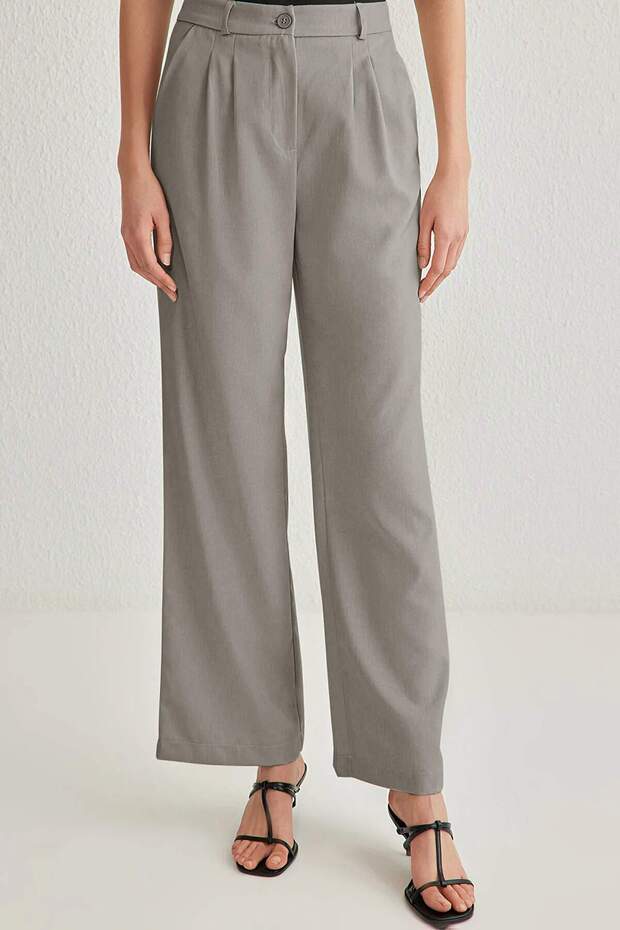 Açık Gri Wide Leg/Geniş Paça Pilili Dokuma Pantolon TWOAW22PL0475 - 3