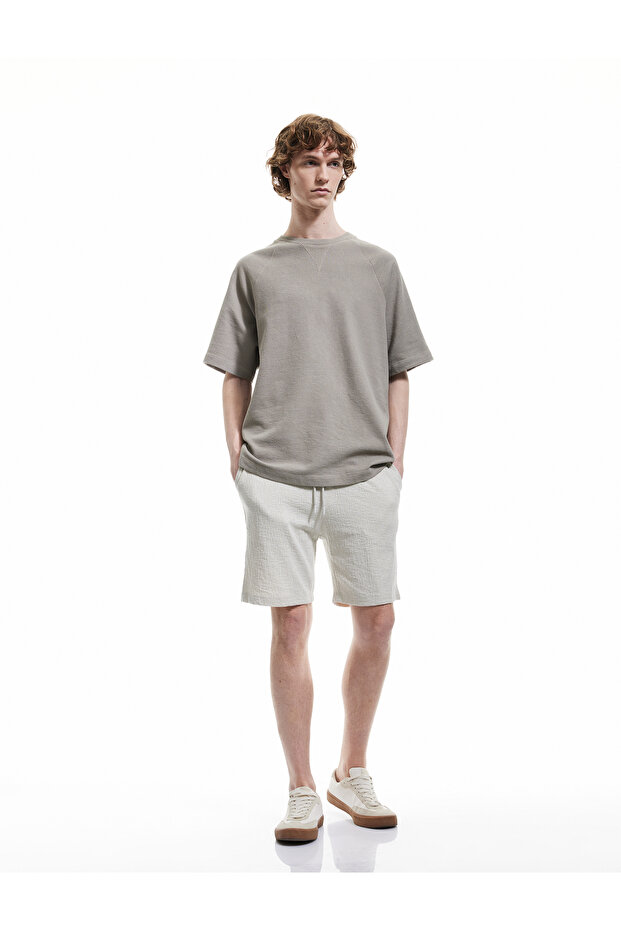 Pocket Detailed Jacquard Bermuda Lace-Up Shorts