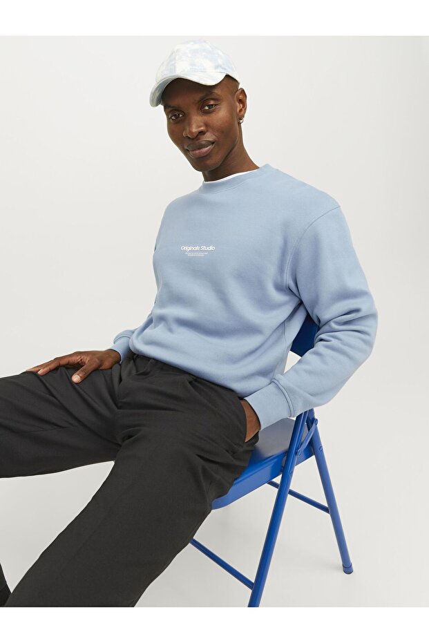 Sweatshirt mit Rundhalsausschnitt - 7