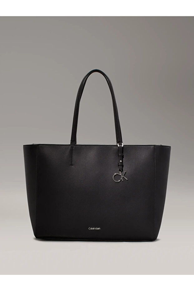 CK MUST SHOPPER MD