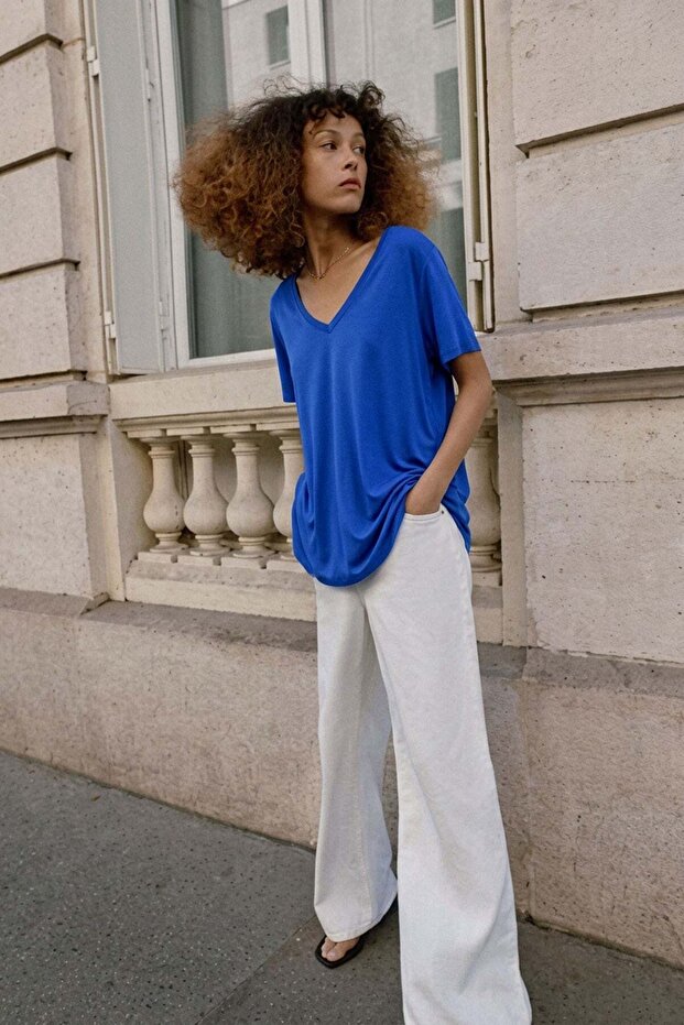 2 Pieces Front and Back V-Neck Basic T-Shirts - 3