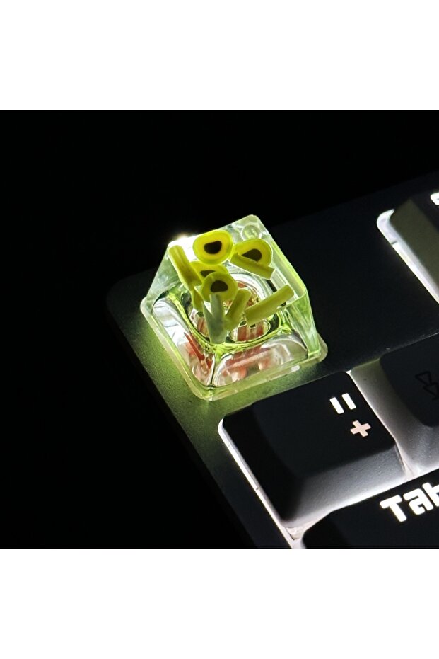 Khaki DIY Strawberries/Watermelon/Avocado Keycaps Translucent Fruit Series Resin Keycap Cross Axis M