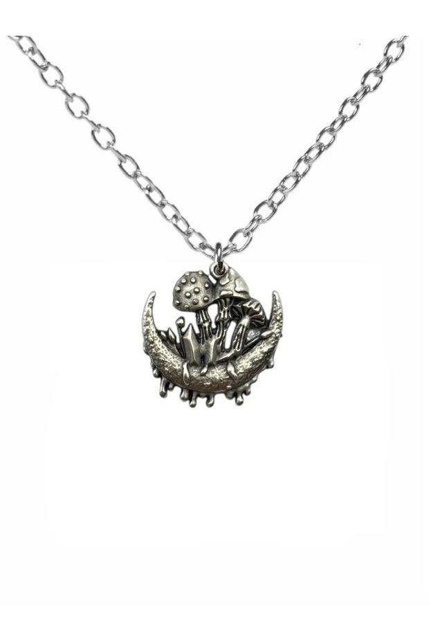 Unisex Necklace with Mushroom Figure on the Moon – 60 cm Chain, Zamak Metal Fantastic Nature Themed Jewelry