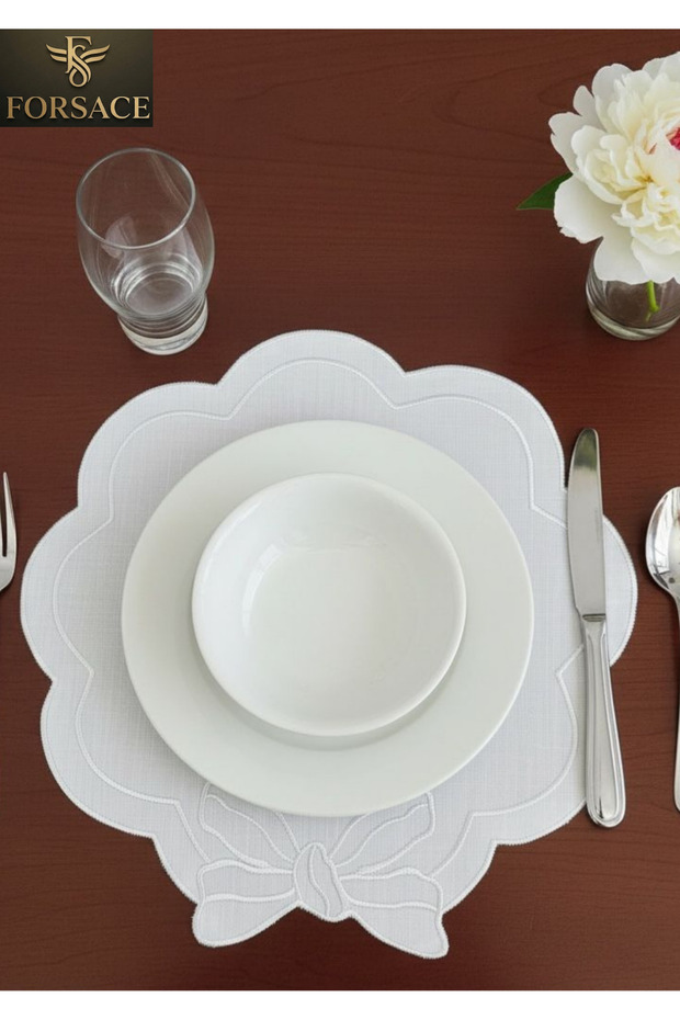 6-Piece Bowknot Embroidered White American Service Set - Wavy Edge Luxury Plate Set