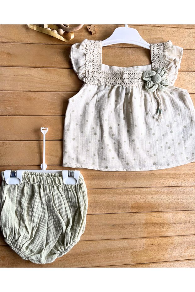 🌸 Eid Baby Girl Daisy Detailed Muslin Shorts Set
