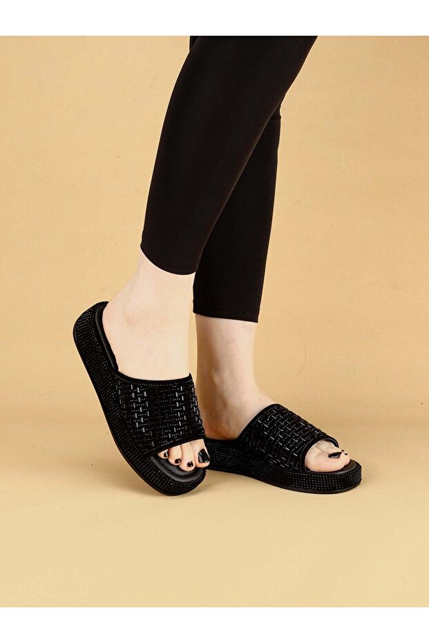 Laykly Stone Detailed Shiny Summer Model Platform Women's Black Slippers