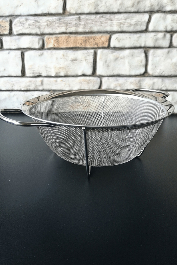 Stainless Steel Reinforced Strainer - Basket - Pasta Strainer - 25 cm
