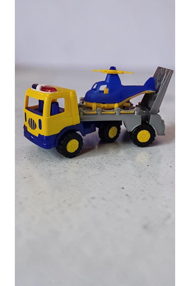 Helicopter Carrier Truck Tow Truck Size: 26 cm