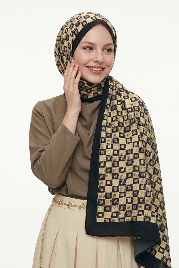 Square Pattern Beige Soft Cotton Shawl
