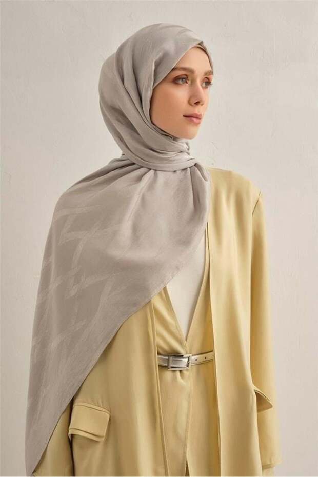 شال من الليوسيل بنمط متعرج 1 S00OA0444418-23