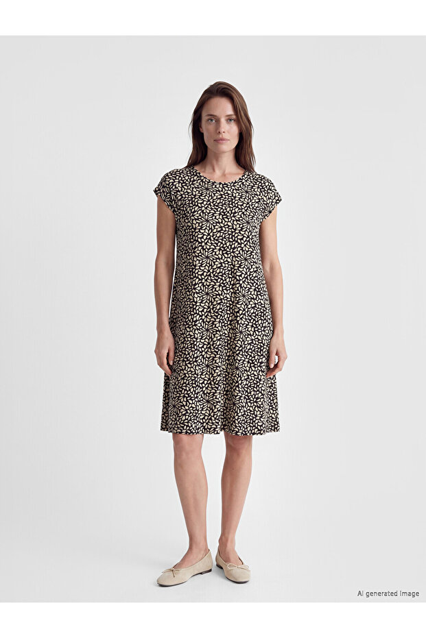 Original Oval Neckline Patterned A-Line Dress