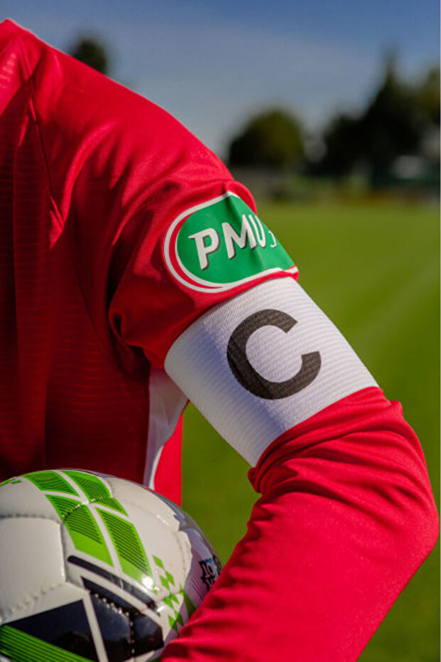 Captain's armband type C White