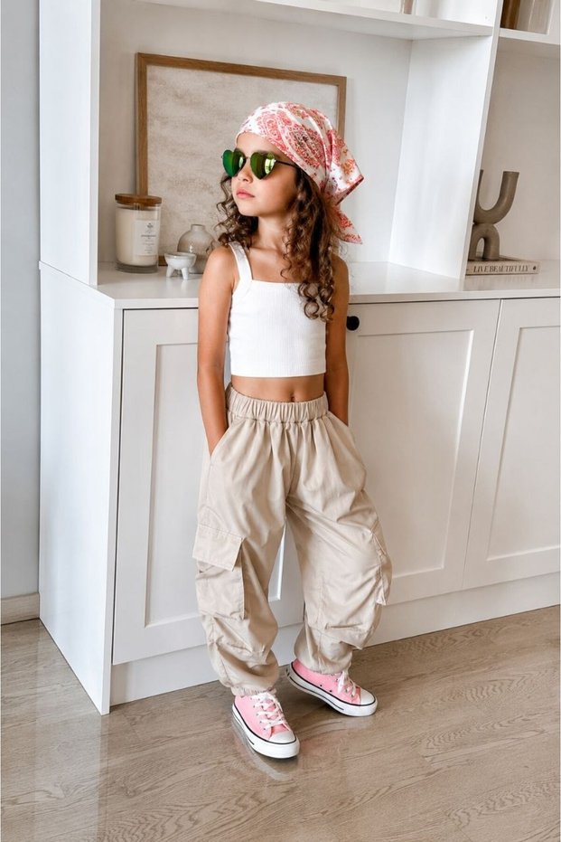 Laciel Paris Crop Parachute Pants Cream Set