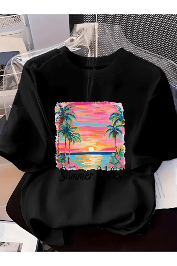 Summer Vibes Pink Detail Printed Premium Oversize T-Shirt for Women