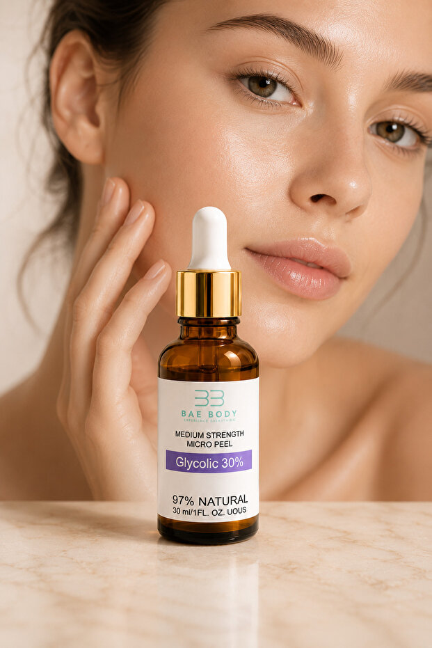 Chemical Peeling That Helps Remove Dead Cells from the Skin with a Formula Containing a High Concentration of 30% Glycolic Acid