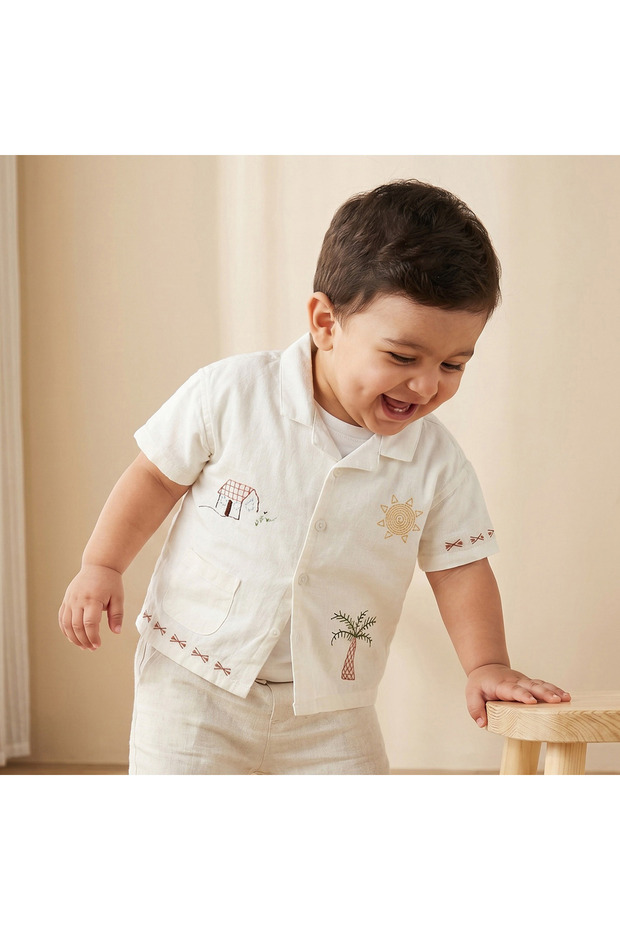 Short Sleeves Shirt with Embroidery