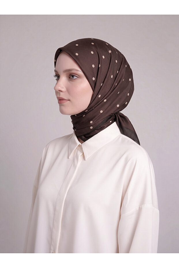 وشاح منقوش من جانب واحد - بني غامق