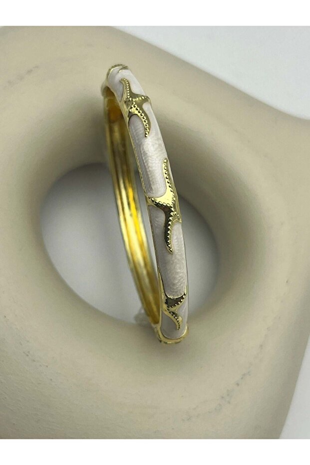 26Kmp16 - Sea Star Enamel Handcuffs