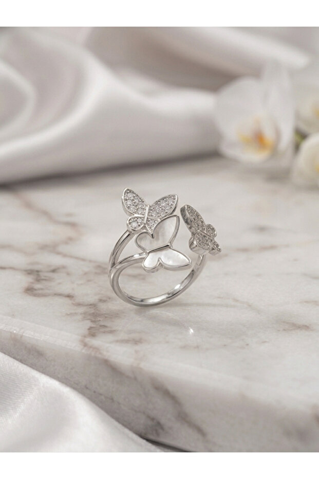 Women's Zircon and Stone Butterfly Model Ring
