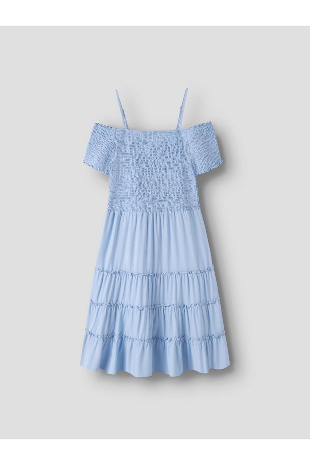 Rochie cu umerii goi