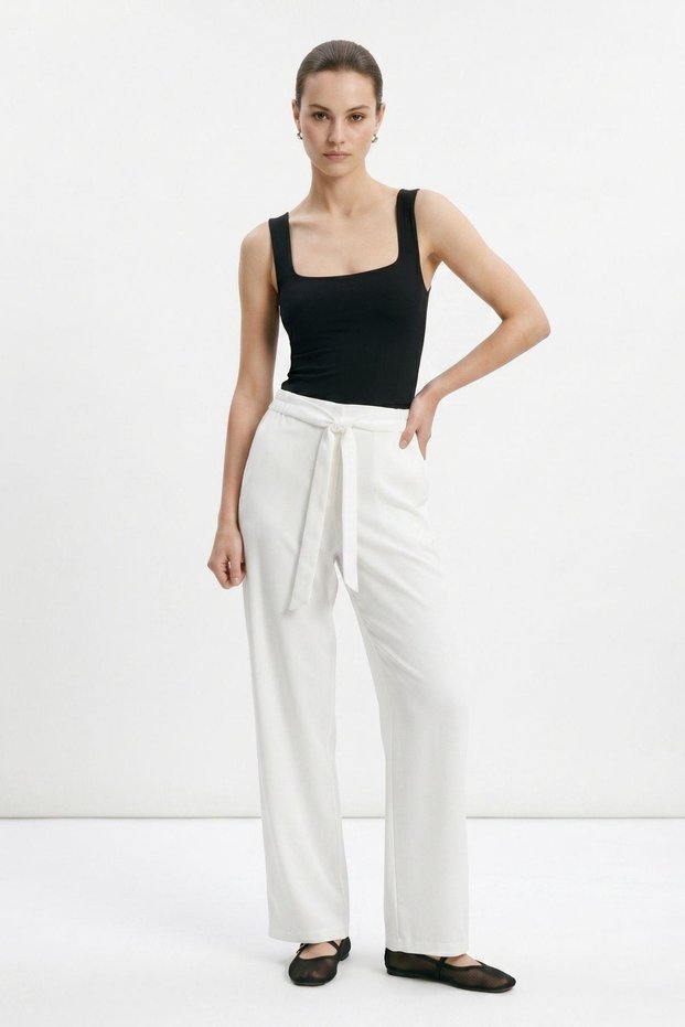 White Trousers with Wide Legs and Tie Detail 3212