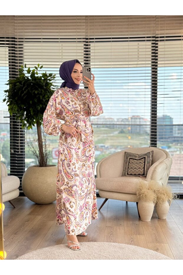 4135 فستان منقوش بكتف منخفض لون إكرو ليلكي