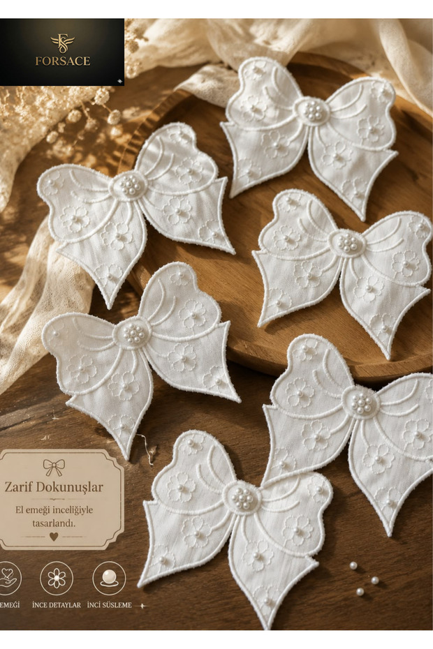3 Pieces of Luxurious Coffee Cup Coasters with Pearl Detail and Bow Embroidery Presentation Napkins