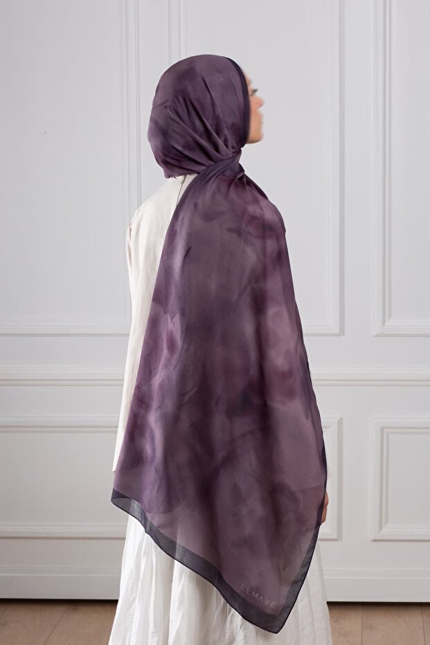 Antique Floral Patterned Soft Shawl Lavender