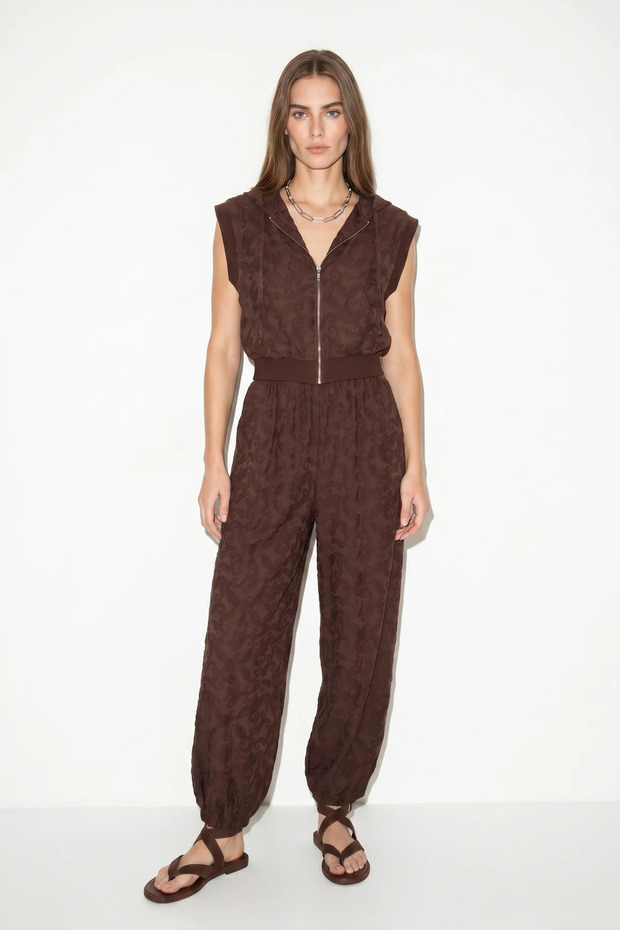 Women's Jacquard Patterned Hooded Pocketed Shalwar Bitter Brown Trousers Set