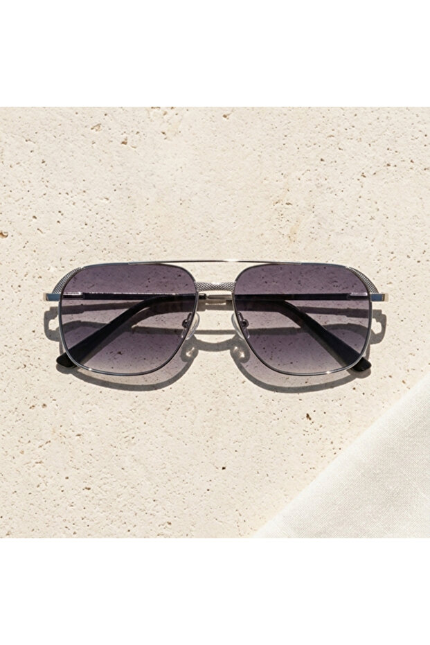 Men's Sunglasses 58-16 – Metal Frame | Geometric Pilot Design | Gradient Glass