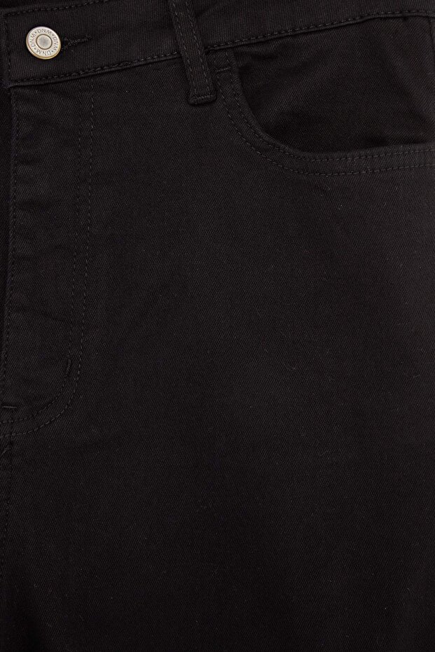 Solmayan Siyah Yüksek Bel Esnek Mom Fit Denim Büyük Beden Jeans TBBSS26CJ00050 - 5
