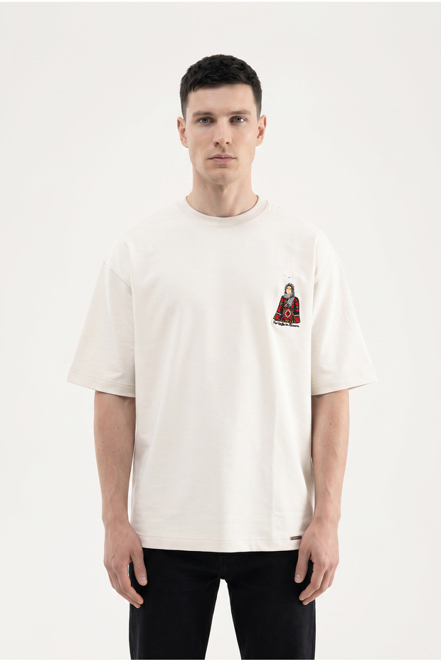 Men's Ethnic Figure Embroidered Interlock Oversize T-Shirt Space Gray