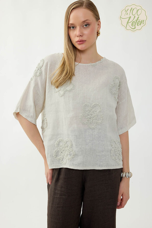 100% Linen Floral Motif Short Sleeve Blouse