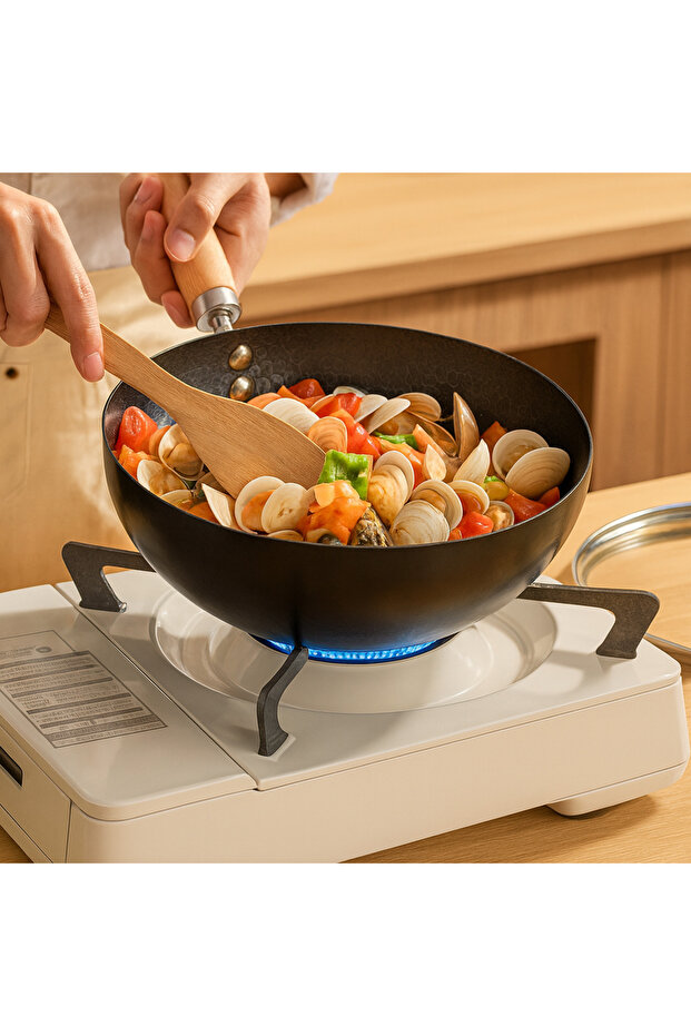 Uncoated Iron Frying Pan with Wooden Handle – Deep Cooking Wok for All Stove Types | Eco-Friendly