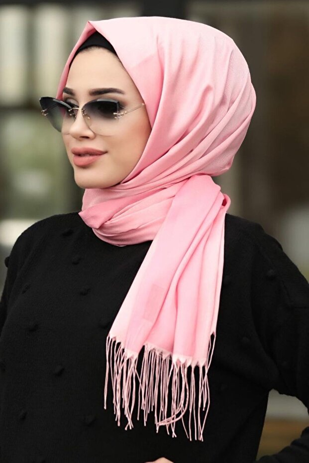 Tassel Shawl 0570